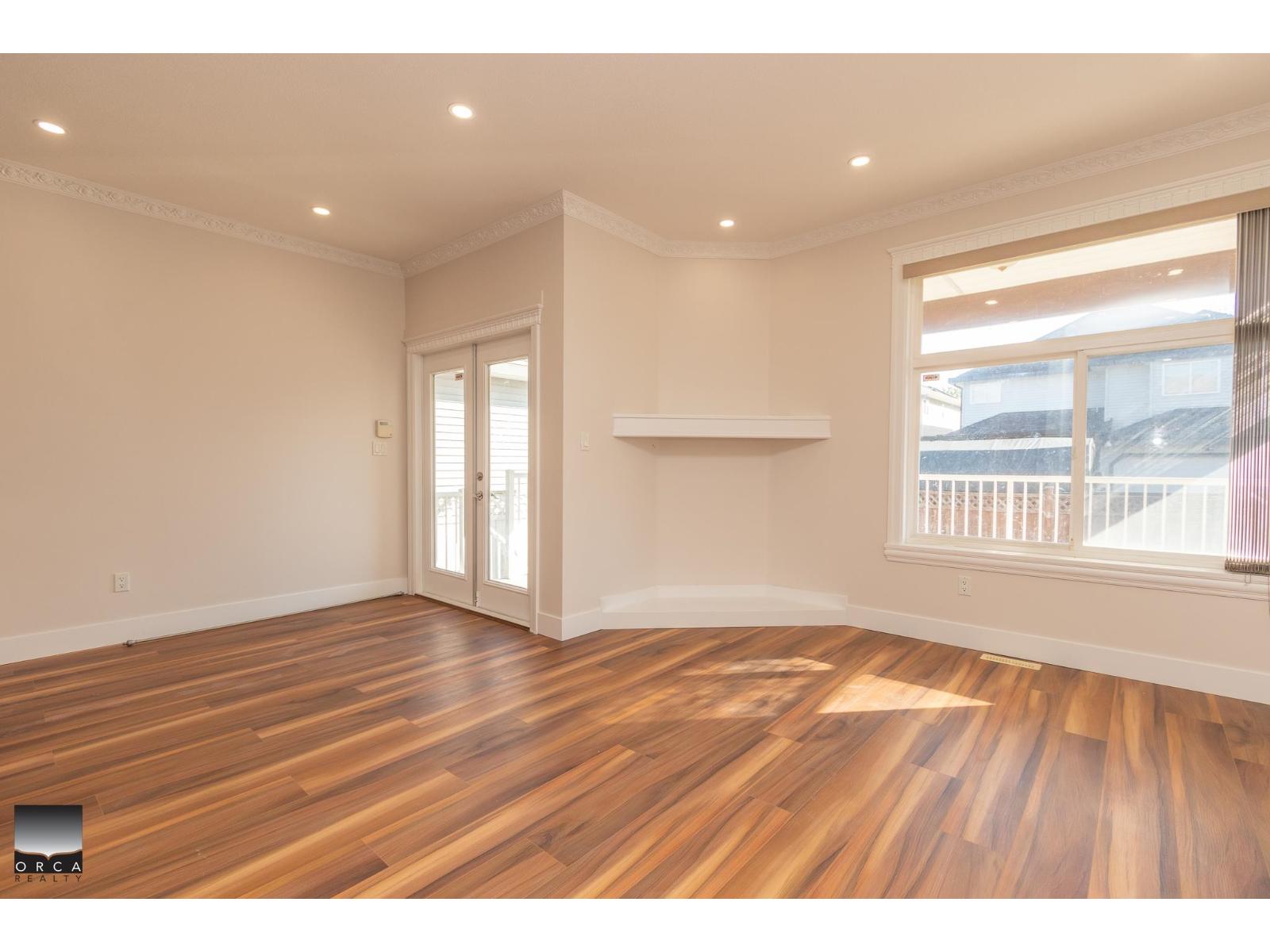 Upper Level 19130 69a Avenue, Surrey, British Columbia  V4N 0A5 - Photo 4 - R3174383