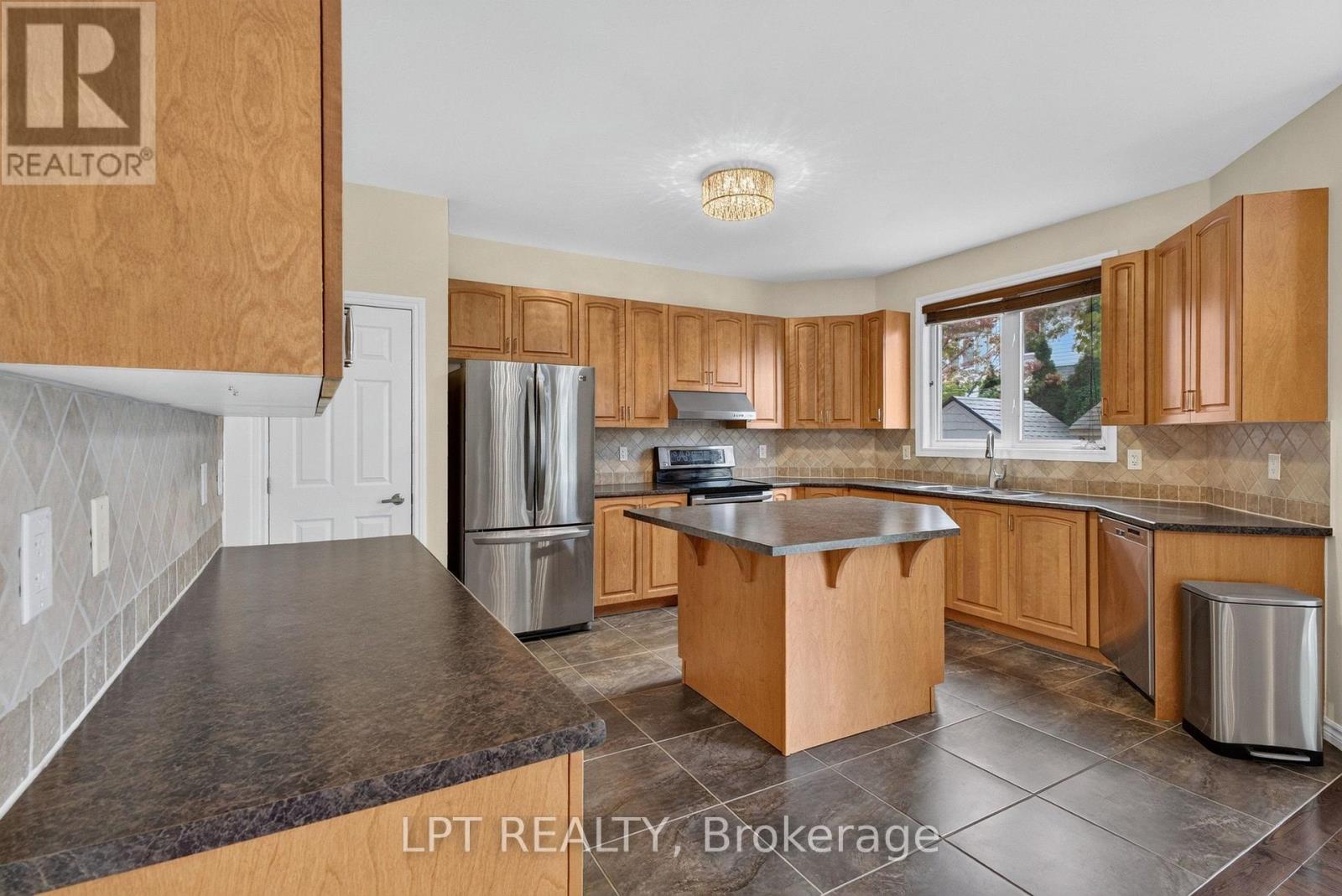 2632 Watermusic Bay Crescent, Ottawa, Ontario  K2J 0T4 - Photo 11 - X13884884