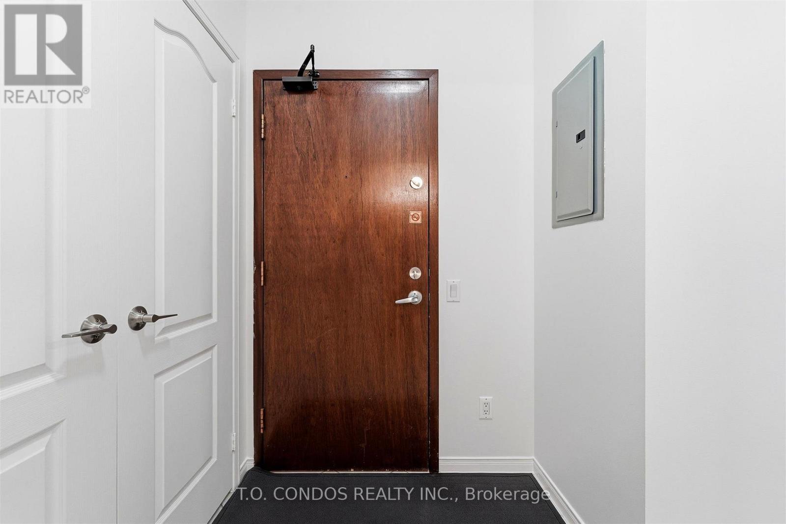 304 - 555 Yonge Street, Toronto, Ontario  M4Y 3A6 - Photo 8 - C13884880