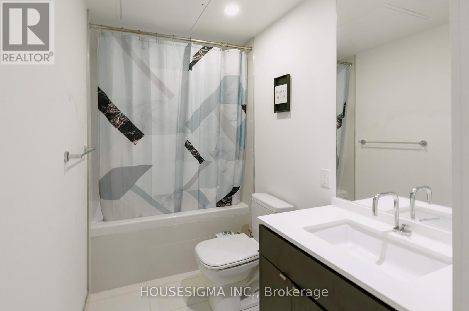 516 - 60 Colborne Street, Toronto, Ontario  M5E 1E3 - Photo 16 - C13884896