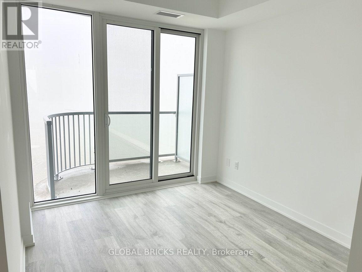 1310 - 220 Missinnihe Way, Mississauga, Ontario  L5H 0A9 - Photo 7 - W13881970