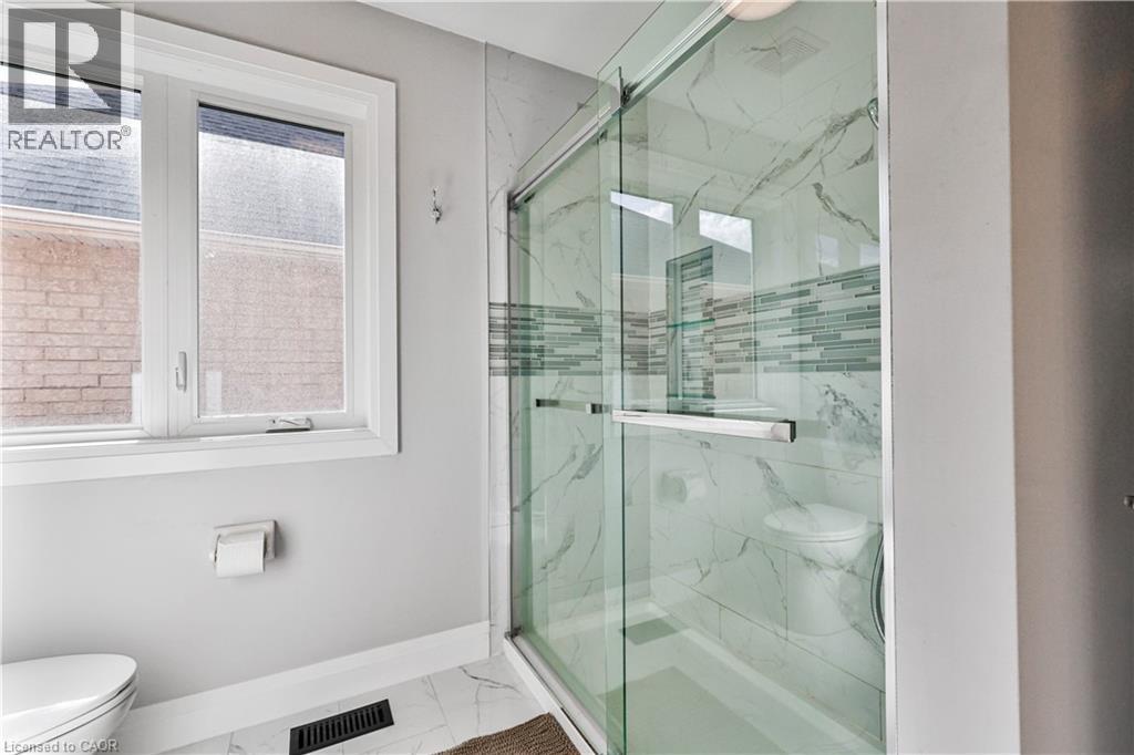 2387 Lionstone Drive, Oakville, Ontario  L6M 4S8 - Photo 18 - 40870373