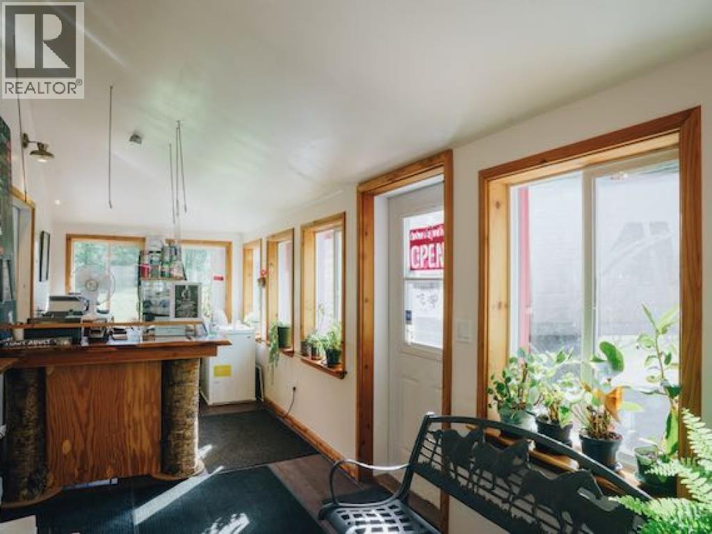 1680 Mackenzie 20 Highway, Hagensborg, British Columbia  V0T 1H0 - Photo 3 - C8082738