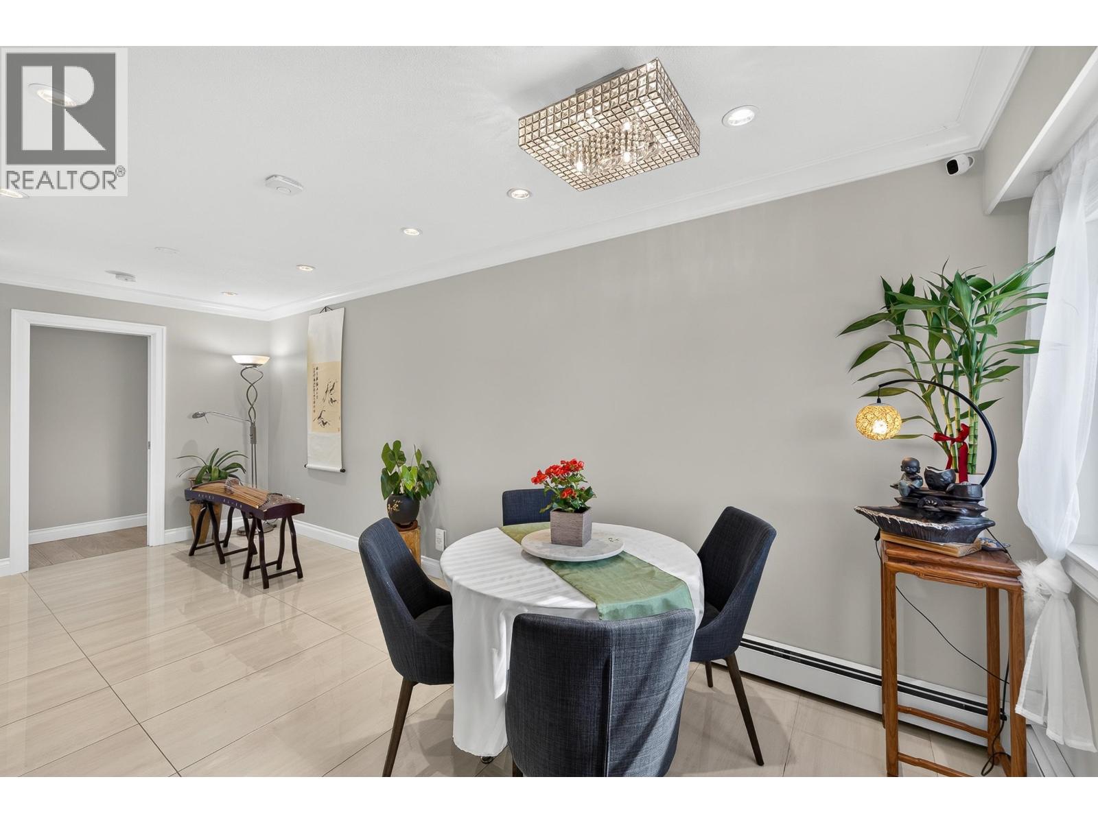 4978 Irmin Street, Burnaby, British Columbia  V5J 1Y5 - Photo 13 - R3170011