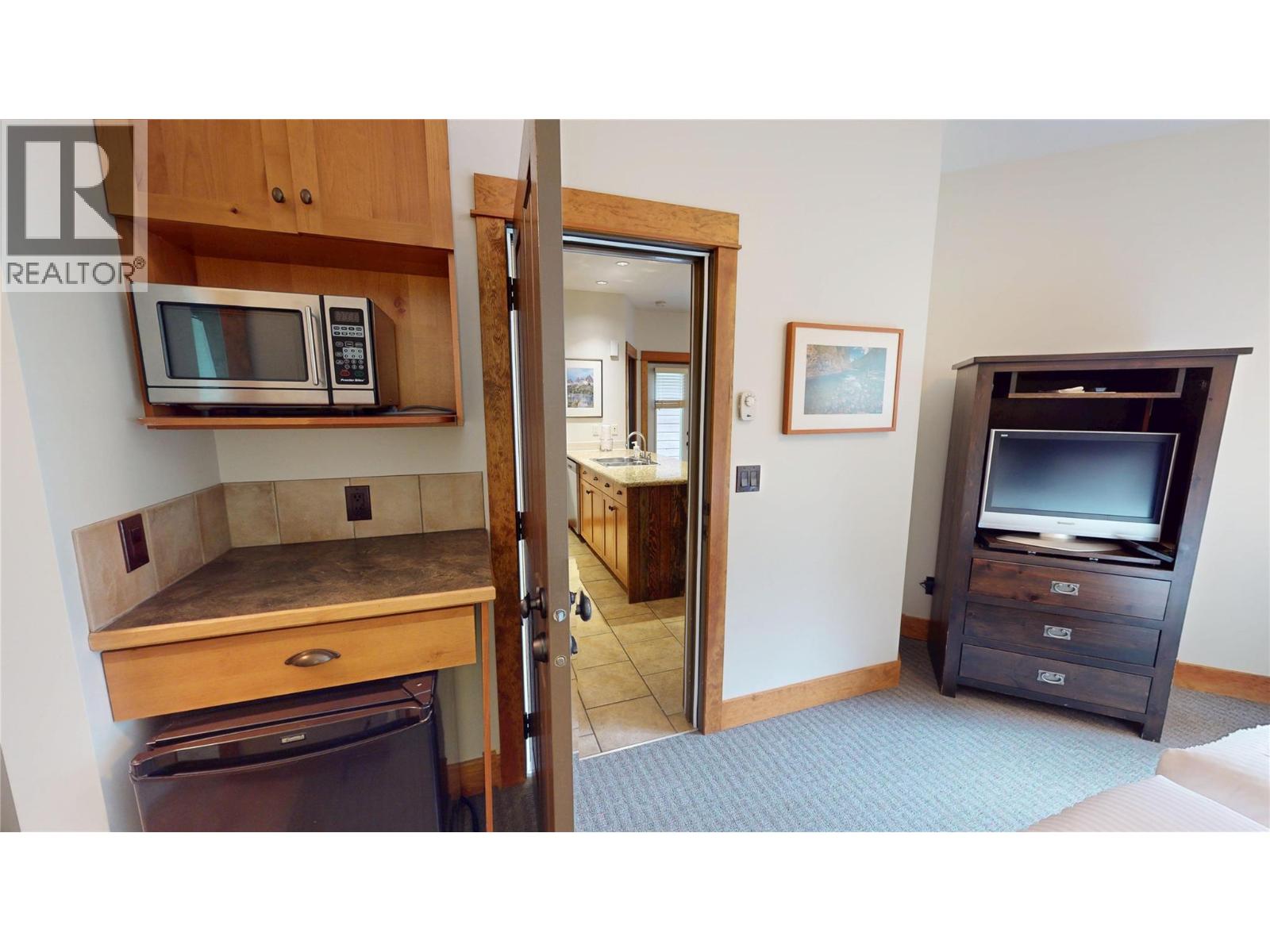 4559 Timberline Crescent Unit# 613b, Fernie, British Columbia  V0B 1M6 - Photo 23 - 10403151