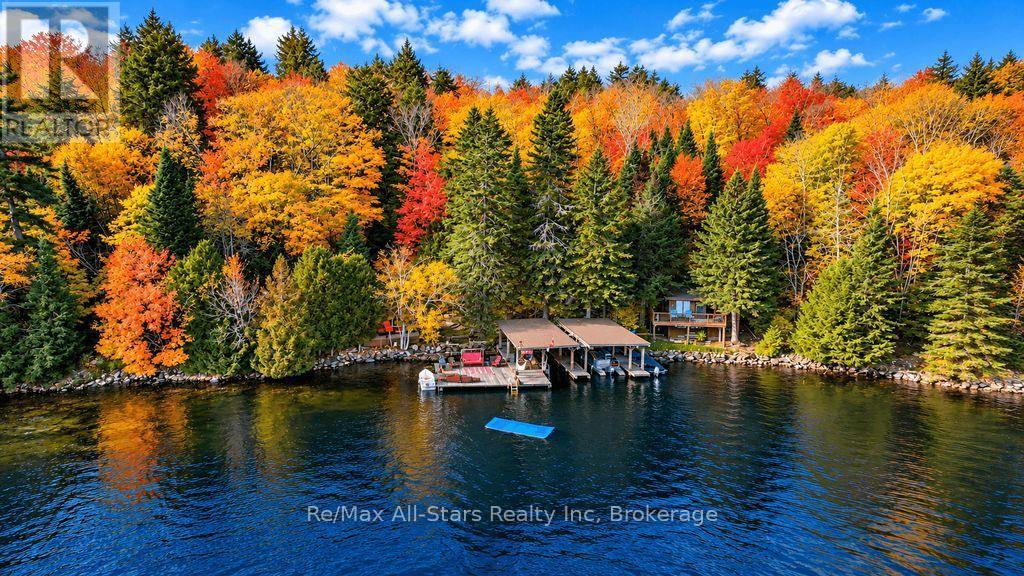 14 60 HIGHWAY E, South Algonquin, Ontario