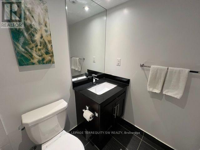 807 - 400 Adelaide Street E, Toronto, Ontario  M5A 4S3 - Photo 14 - C13884926