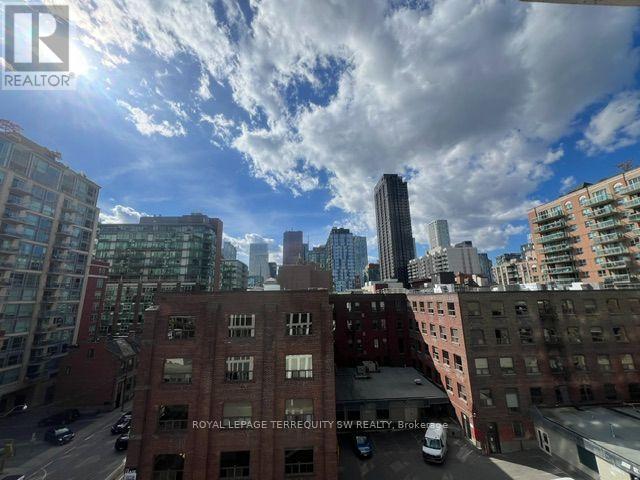 807 - 400 Adelaide Street E, Toronto, Ontario  M5A 4S3 - Photo 24 - C13884926