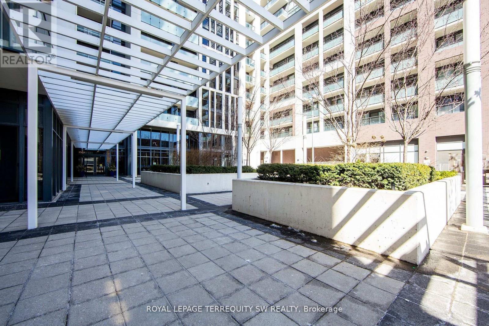 807 - 400 Adelaide Street E, Toronto, Ontario  M5A 4S3 - Photo 3 - C13884926