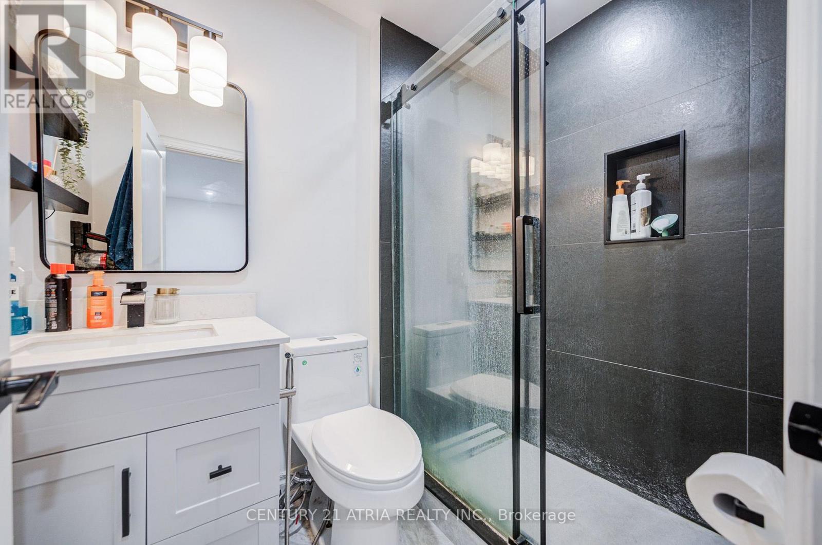 670 Elgin Street, Newmarket, Ontario  L3Y 3B4 - Photo 29 - N13884948
