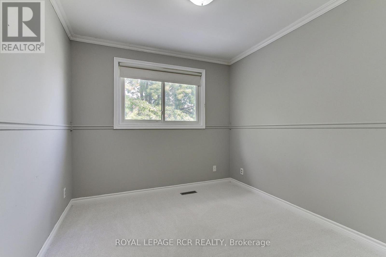 43 Crown Crescent, Bradford West Gwillimbury, Ontario  L3Z 2M4 - Photo 26 - N13884982
