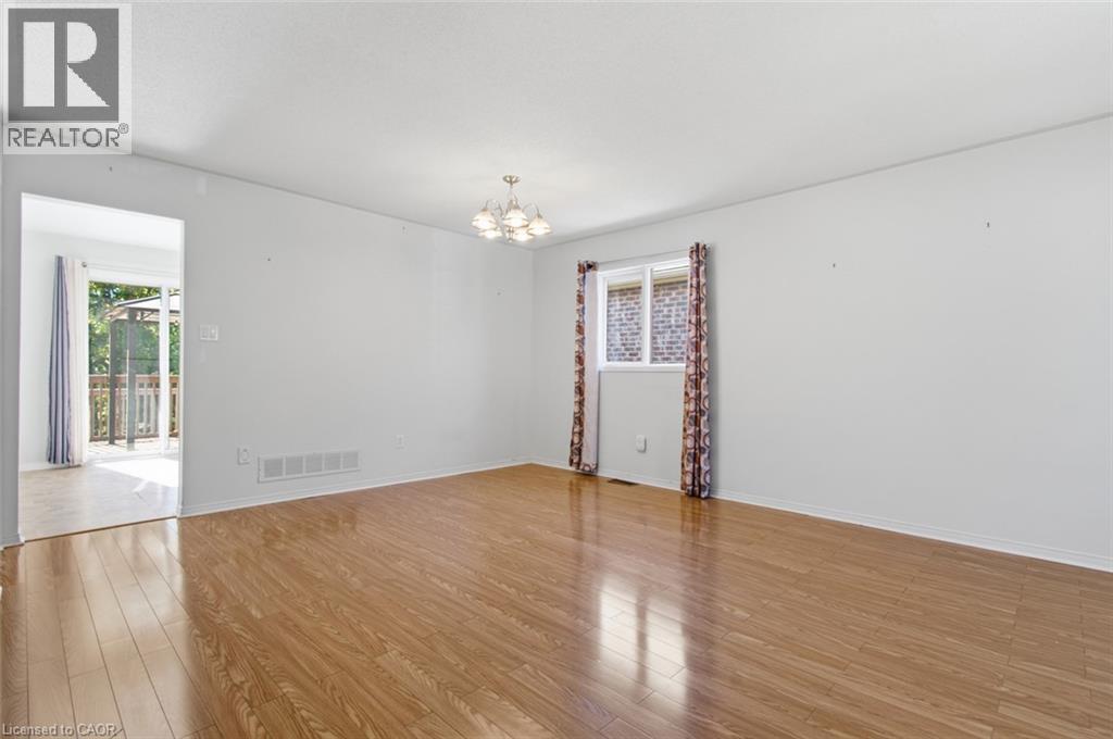 23 Madison Court W, Welland, Ontario  L3C 7G1 - Photo 10 - 40870434