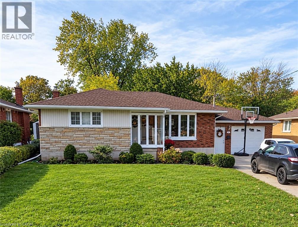23 WOODSVIEW Avenue, Grimsby, Ontario