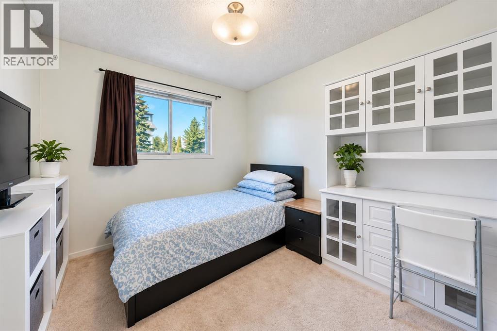 109 Boyce Street, Red Deer, Alberta  T4R 1P2 - Photo 9 - A2351049