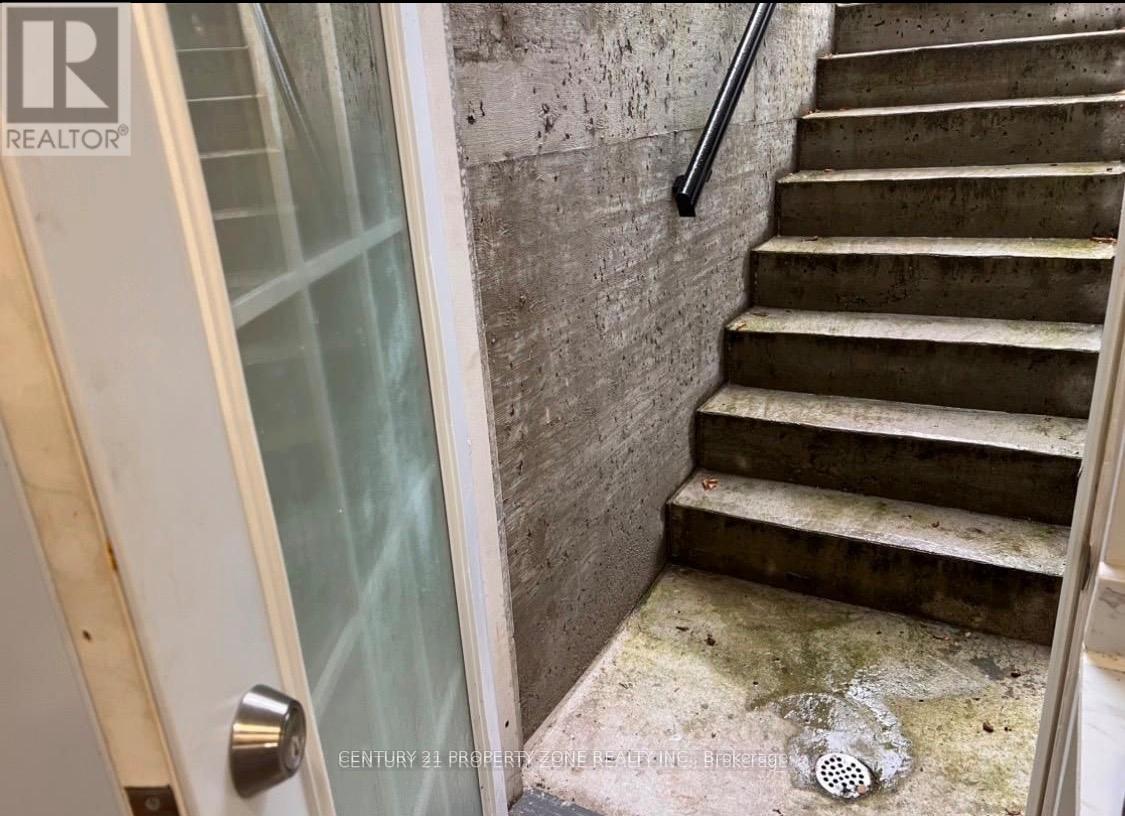 Basement  - 6 Roehampton Crescent W, Brampton, Ontario  L6Y 2R4 - Photo 10 - W13884922