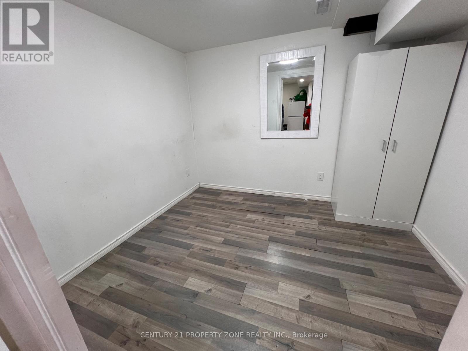 Basement  - 6 Roehampton Crescent W, Brampton, Ontario  L6Y 2R4 - Photo 7 - W13884922