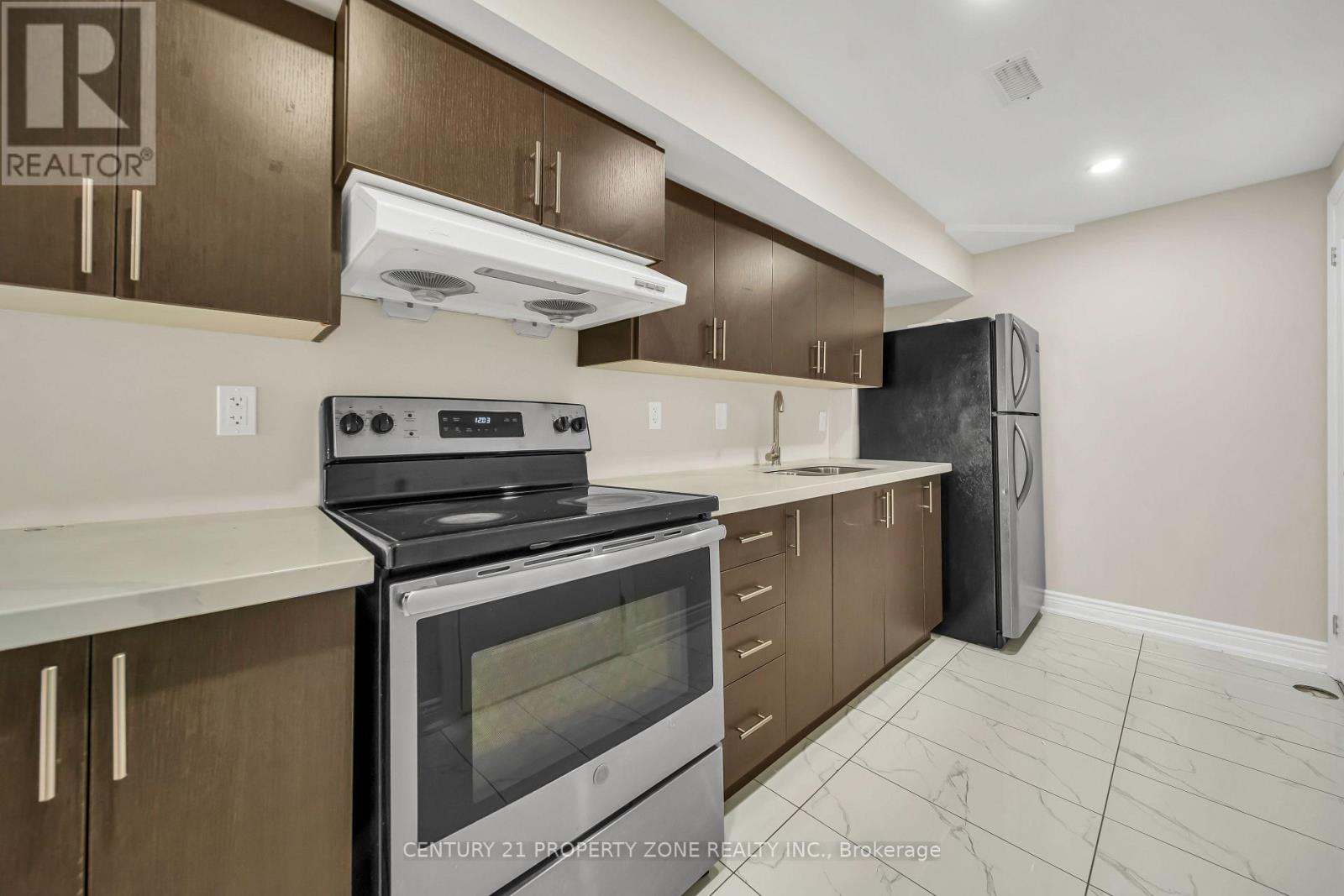 5 Senwood Street, Brampton, Ontario  L7A 3S6 - Photo 31 - W13884934