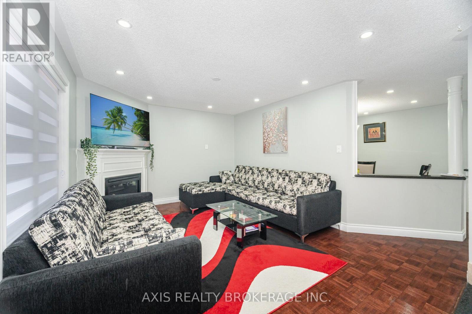 2 Queen Mary Drive, Brampton, Ontario  L7A 1X6 - Photo 19 - W13884986