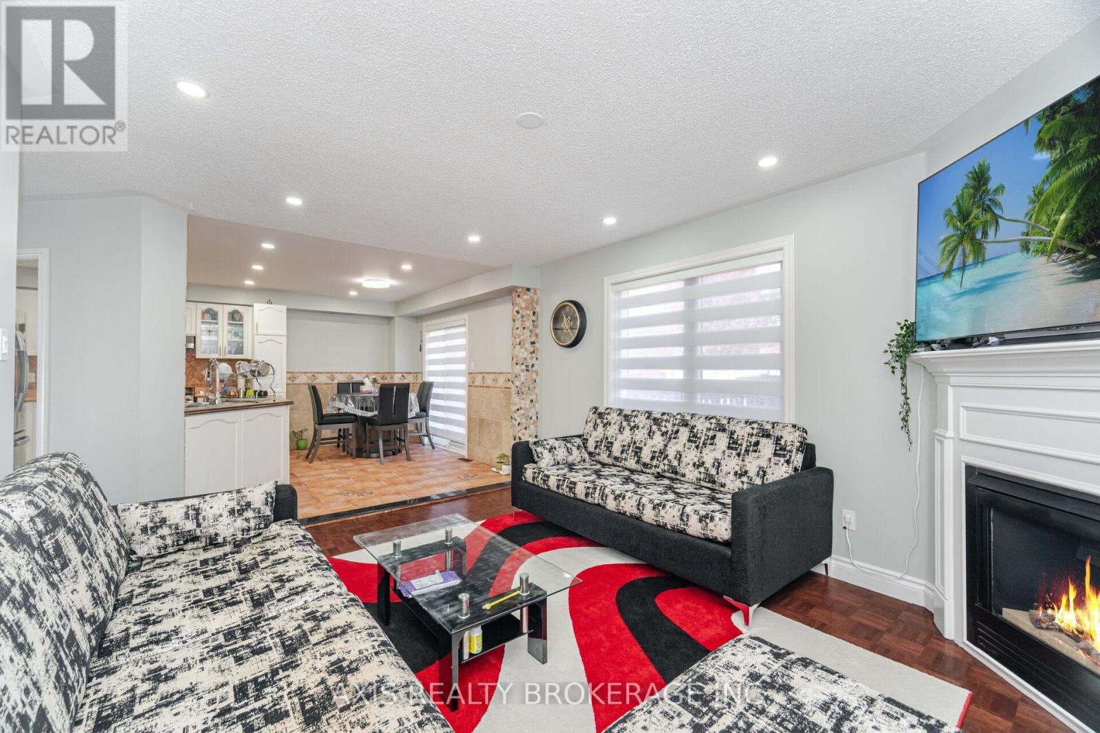 2 Queen Mary Drive, Brampton, Ontario  L7A 1X6 - Photo 22 - W13884986