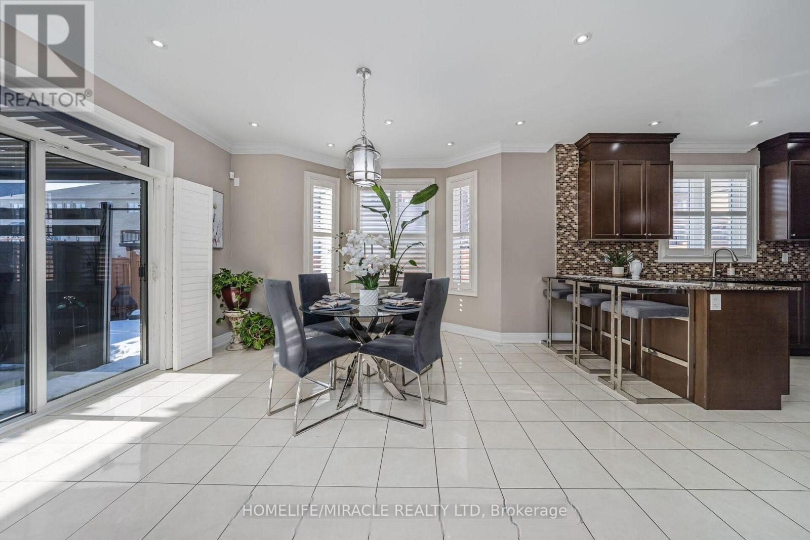 24 Haywood Drive, Brampton, Ontario  L6X 0W1 - Photo 13 - W13711384