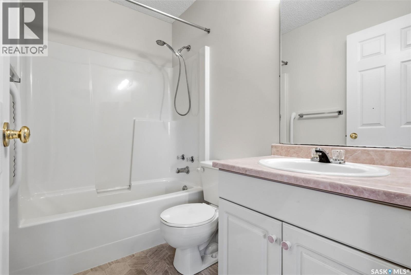 8126 Sherwood Drive, Regina, Saskatchewan  S4Y 1J6 - Photo 17 - SK050864