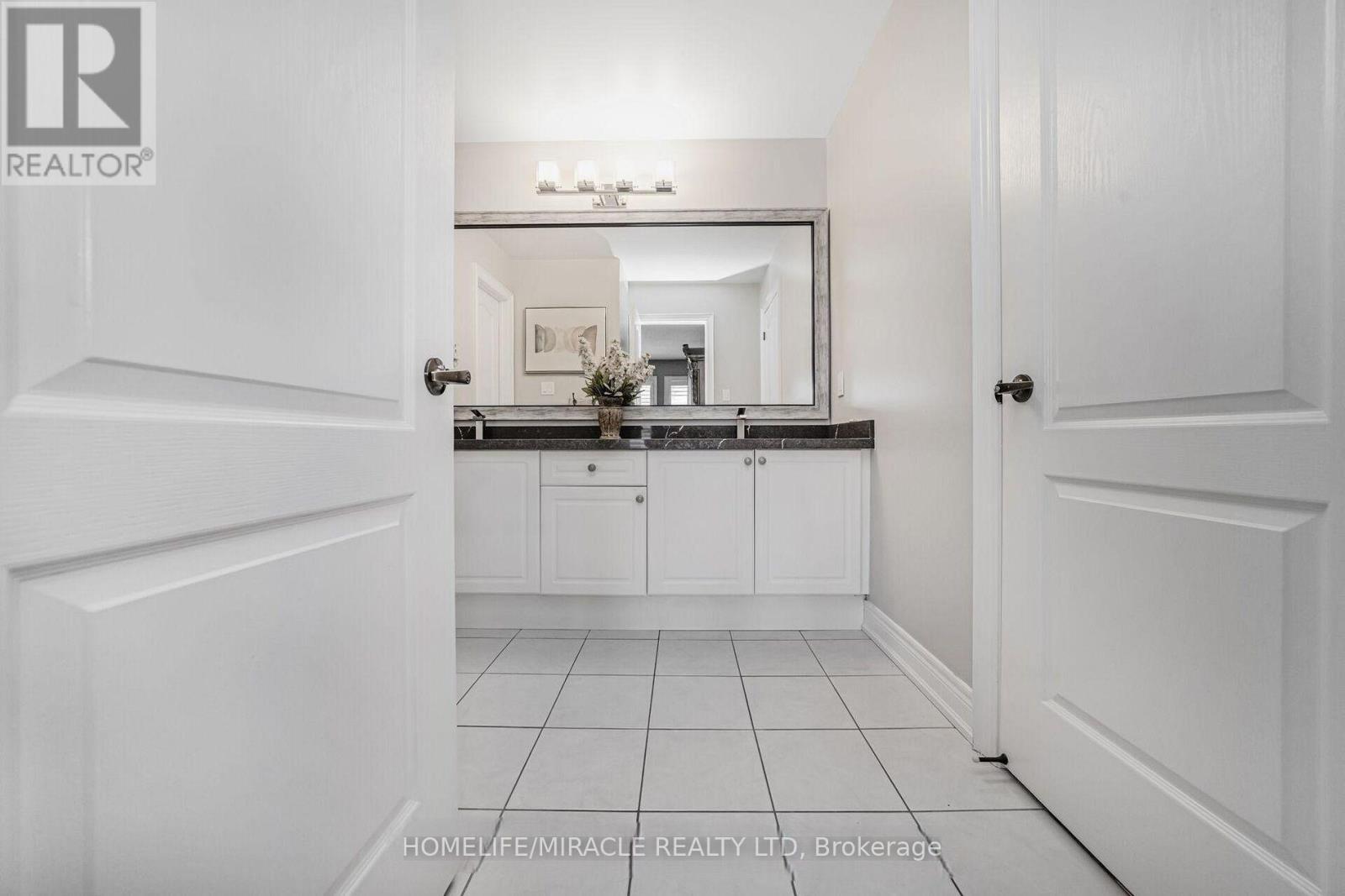 24 Haywood Drive, Brampton, Ontario  L6X 0W1 - Photo 32 - W13711384