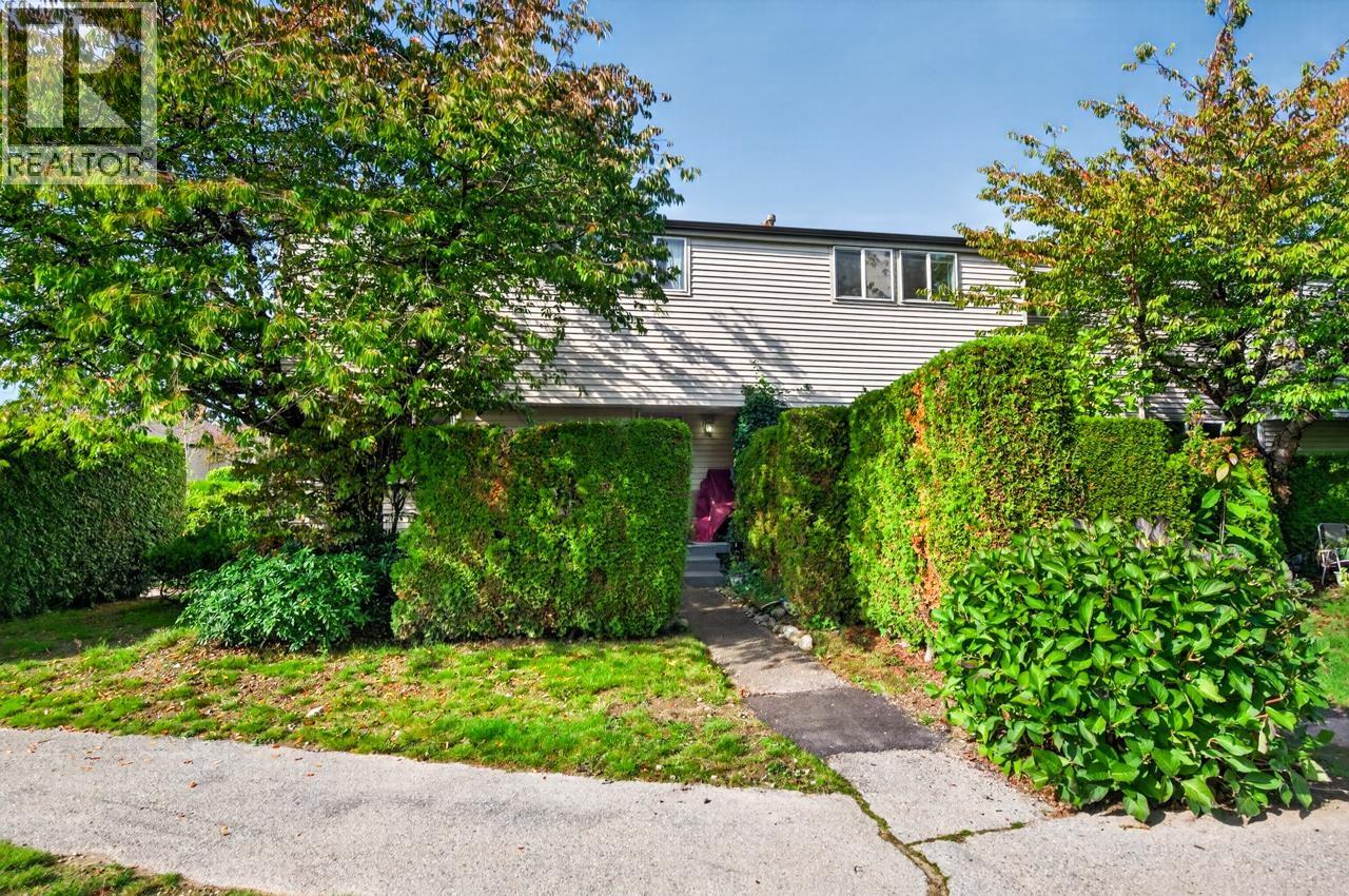 52 3425 E 49th Avenue, Vancouver, British Columbia  V5S 1M1 - Photo 2 - R3172052