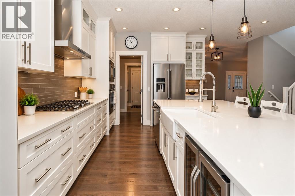 108 Kinniburgh Close, Chestermere, Alberta  T1X 0R8 - Photo 12 - A2351647