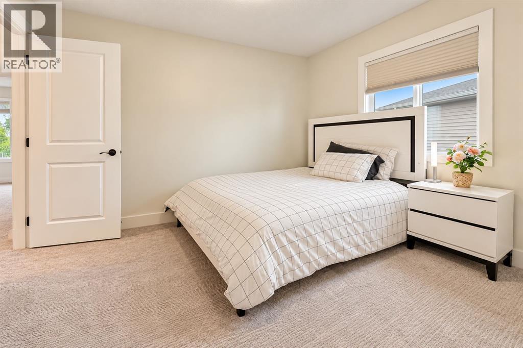 108 Kinniburgh Close, Chestermere, Alberta  T1X 0R8 - Photo 35 - A2351647
