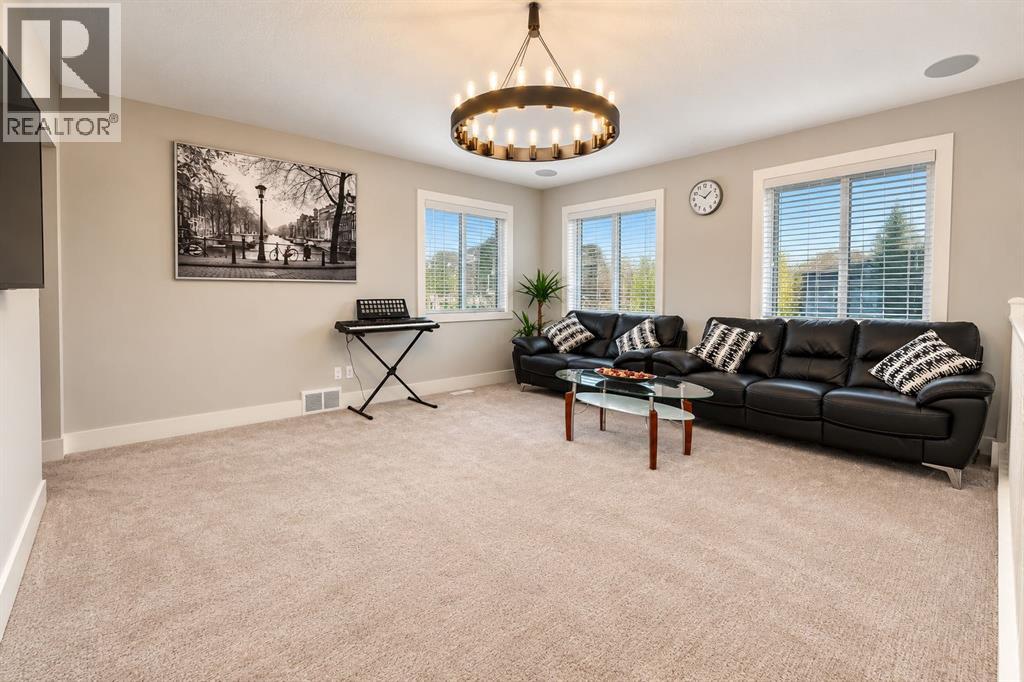 108 Kinniburgh Close, Chestermere, Alberta  T1X 0R8 - Photo 43 - A2351647