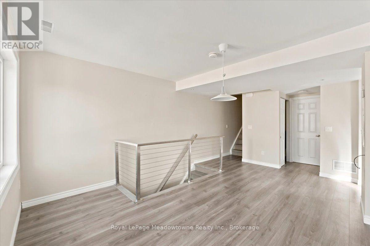 109 - 75 Weldrick Road E, Richmond Hill, Ontario  L4C 0H9 - Photo 15 - N13885000