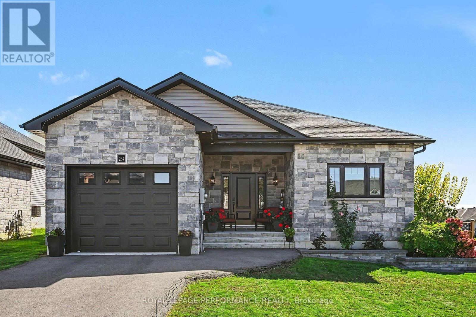 234 Bellwood Drive, Cornwall, Ontario K6H 0H2 - Photo 2 - X13885036