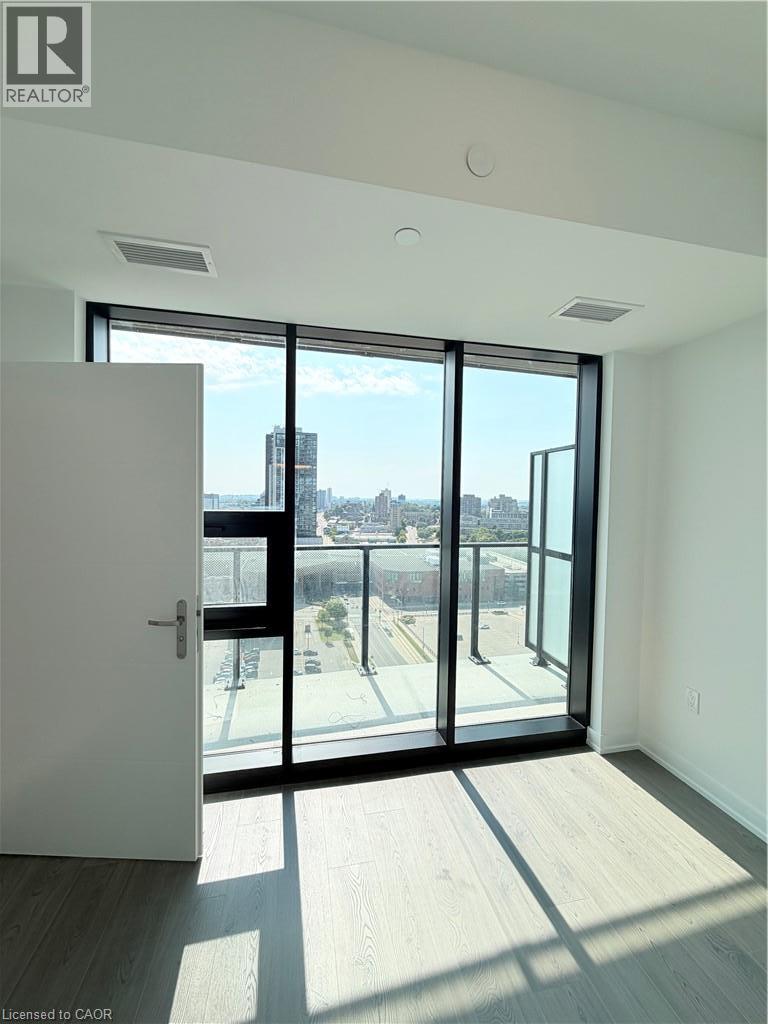 30 Francis Street S, Kitchener, Ontario  N2G 2A1 - Photo 10 - 40870451