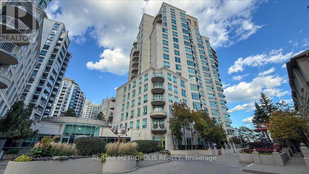 816 - 2111 Lake Shore Boulevard W, Toronto, Ontario  M8V 4B2 - Photo 2 - W13885038