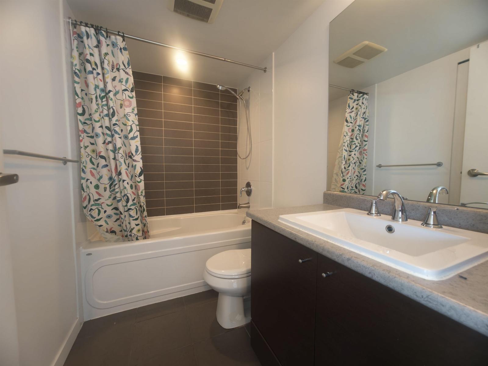 2410 13618 100 Avenue, Surrey, British Columbia  V3T 0A8 - Photo 12 - R3172626