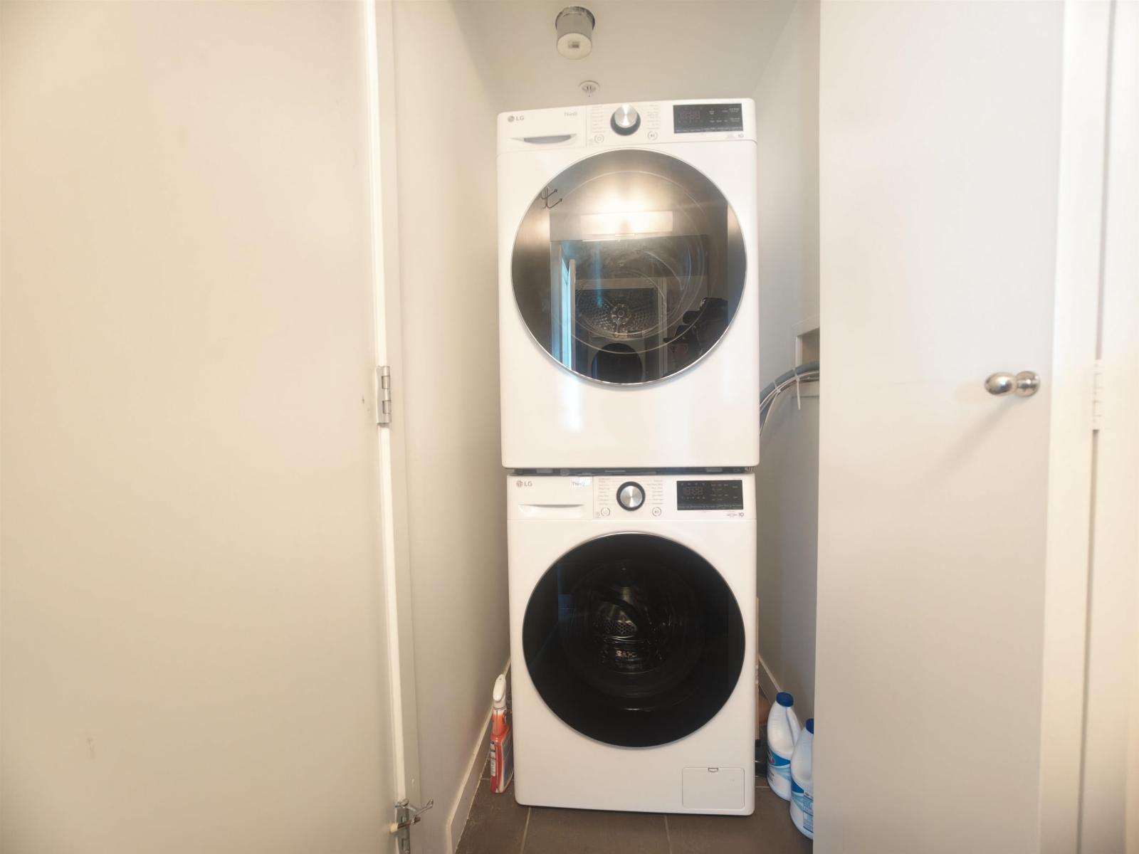 2410 13618 100 Avenue, Surrey, British Columbia  V3T 0A8 - Photo 13 - R3172626