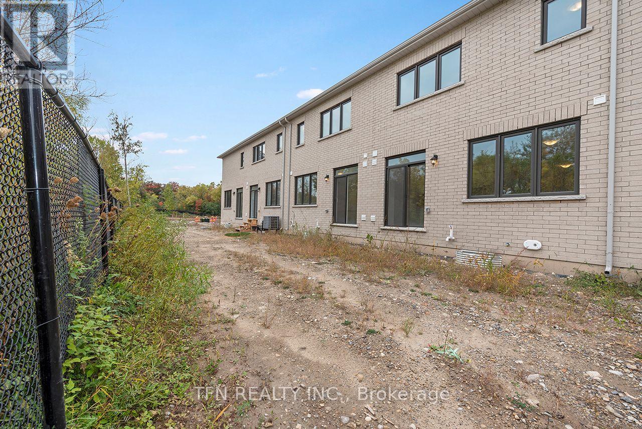 389 Starlight Avenue, Woolwich, Ontario  N0B 1M0 - Photo 10 - X13885006