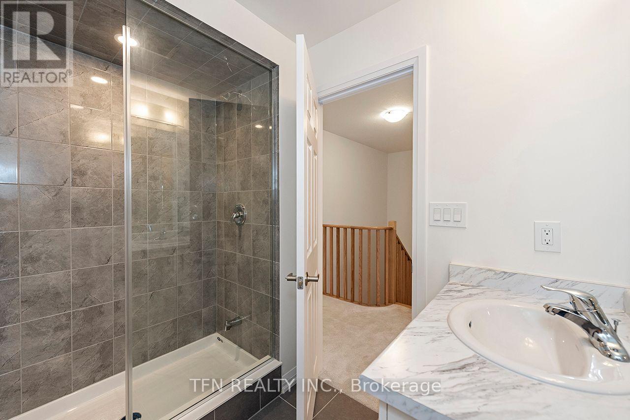 389 Starlight Avenue, Woolwich, Ontario  N0B 1M0 - Photo 7 - X13885006
