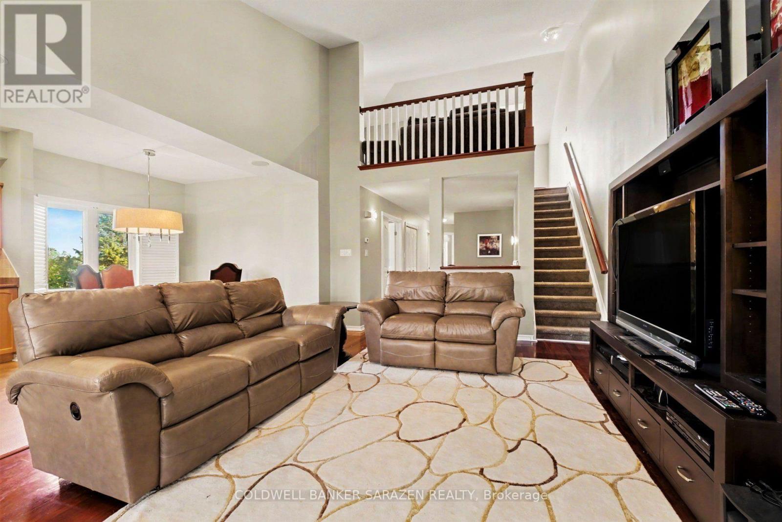 12 Edenvale Drive, Ottawa, Ontario  K2K 3L4 - Photo 3 - X13884738