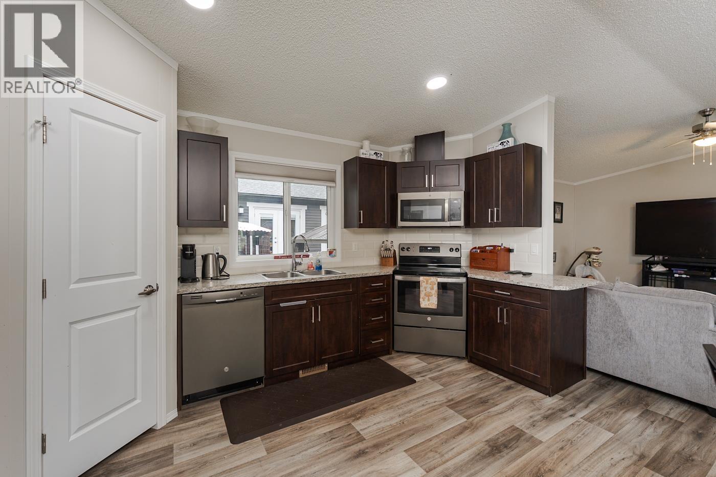 44 5164 Hart Highway, Prince George, British Columbia  V2K 2A1 - Photo 3 - R3174236