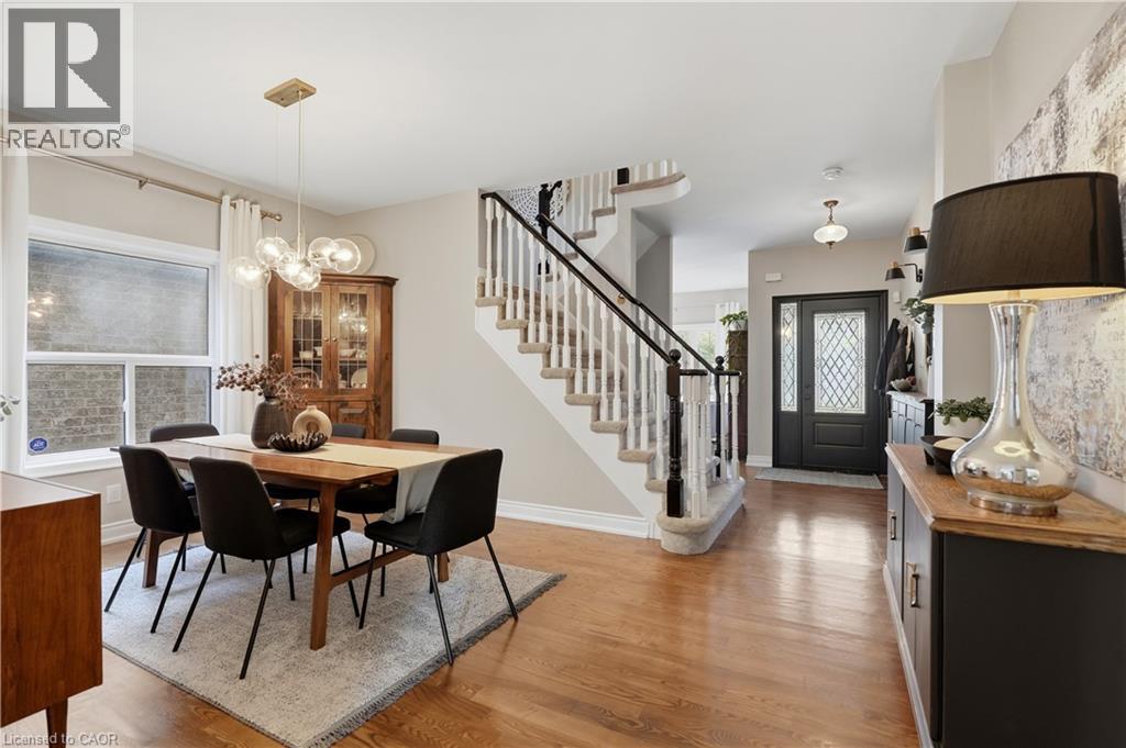 5230 Rome Crescent, Burlington, Ontario  L7L 7B7 - Photo 7 - 40870202