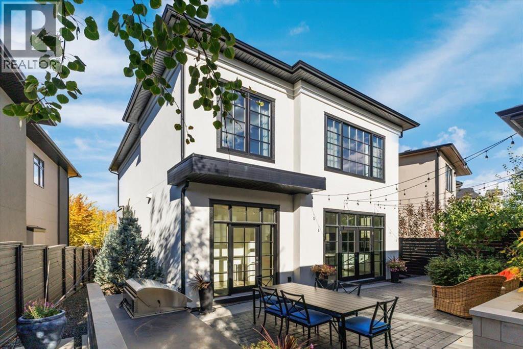 82 Valour Circle Sw, Calgary, Alberta  T3E 7B6 - Photo 45 - A2331953