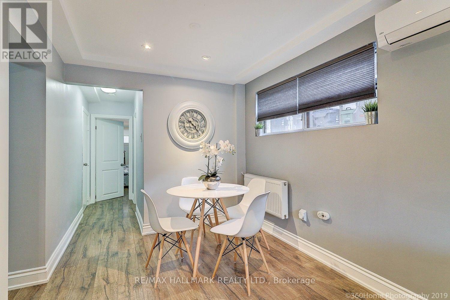 3 Cosburn Avenue, Toronto, Ontario  M4K 2E6 - Photo 13 - E13885084