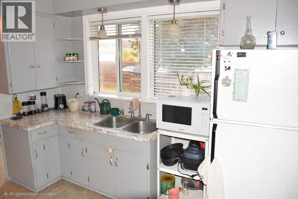 9526 86 Avenue Peace River Alberta Canada T8S1G5 2