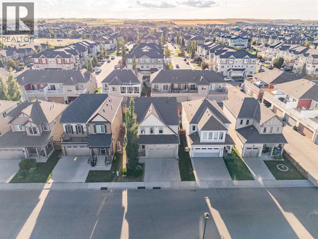 111 Windbrook Manor SW, Airdrie, Alberta  T4B 3X2 - Photo 3 - A2342831