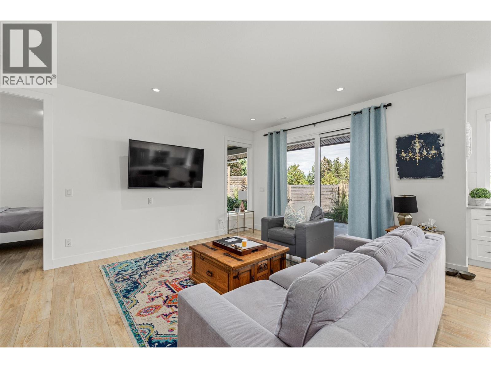 769 & 771 Barnaby Road, Kelowna, British Columbia  V1W 4N9 - Photo 83 - 10396273