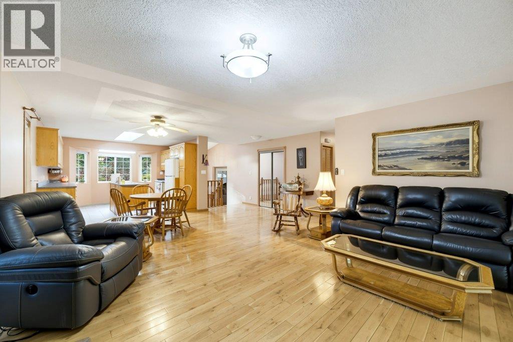2457 Centennial Drive, Blind Bay, British Columbia  V0E 1H2 - Photo 21 - 10402779