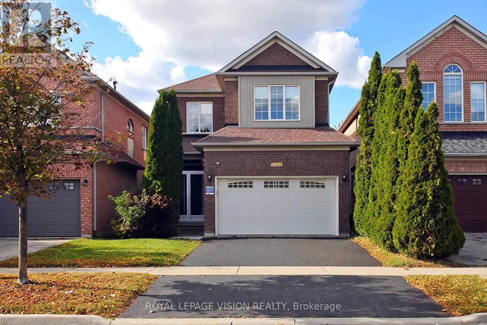 3493 Mcdowell Drive, Mississauga, Ontario  L5M 6R6 - Photo 2 - W13808558