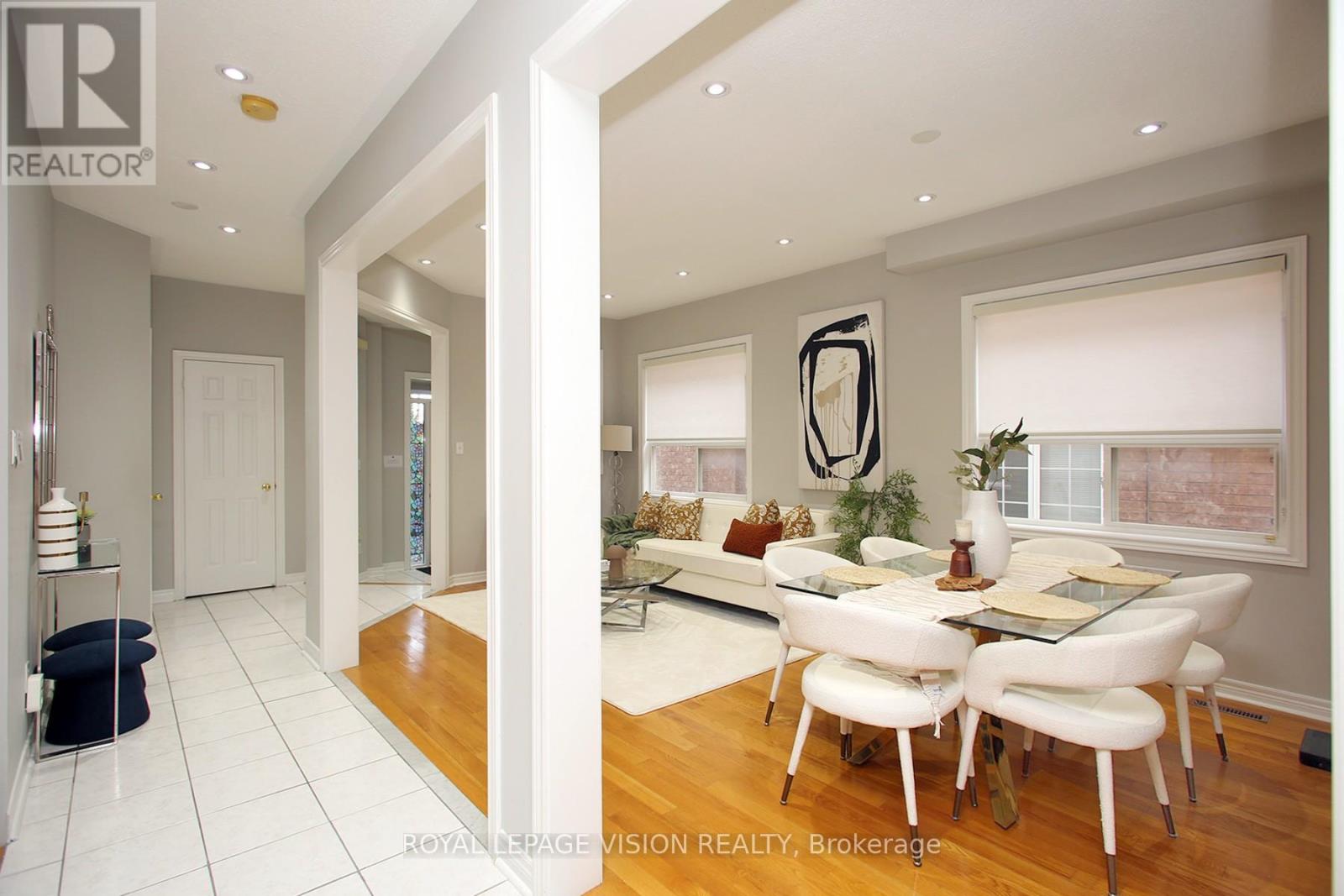 3493 Mcdowell Drive, Mississauga, Ontario  L5M 6R6 - Photo 11 - W13808558