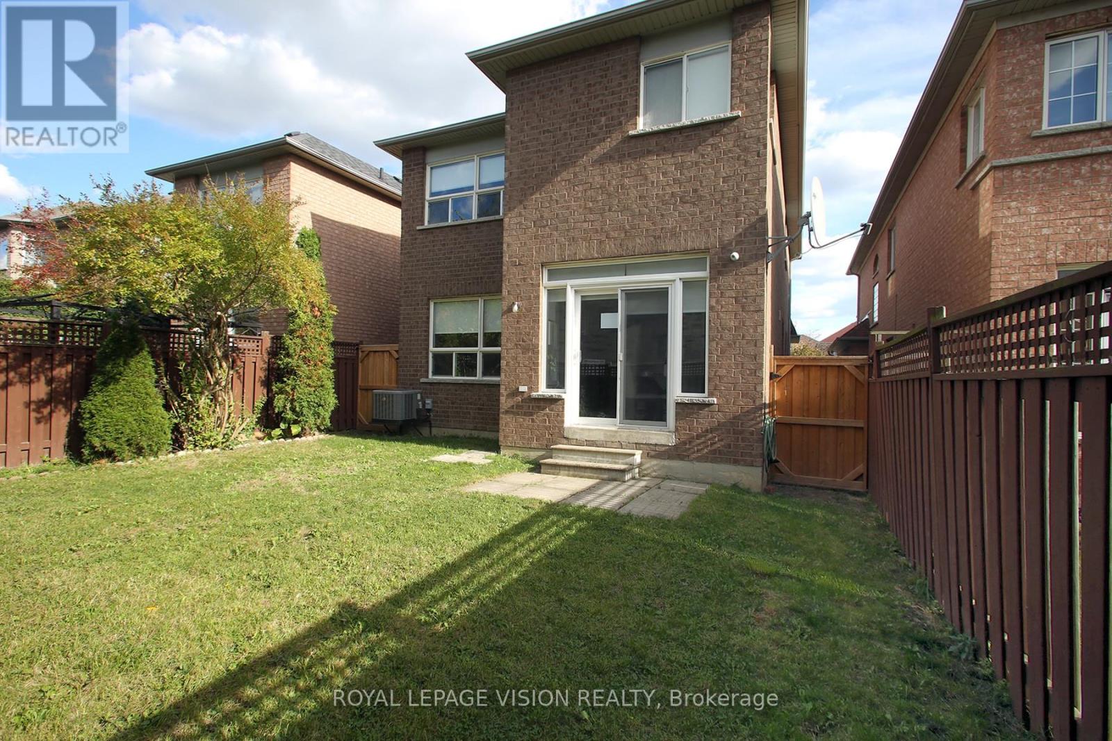 3493 Mcdowell Drive, Mississauga, Ontario  L5M 6R6 - Photo 43 - W13808558
